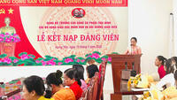 TỔ CHỨC LỄ KẾT NẠP ĐẢNG VIÊN CHO 18 SINH VIÊN  KHOA GIÁO DỤC MẦM NON VÀ BỒI DƯỠNG GIÁO VIÊN - TRƯỜNG CAO ĐẲNG SƯ PHẠM THÁI BÌNH