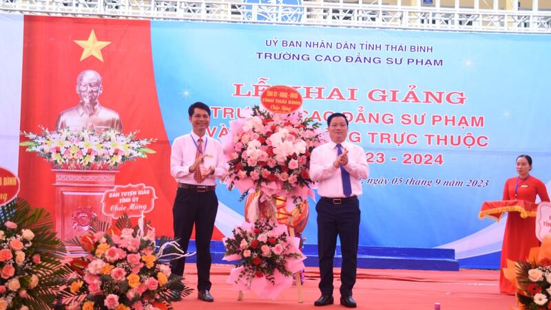 LỄ KHAI GIẢNG NĂM HỌC 2023 - 2024 (ảnh)